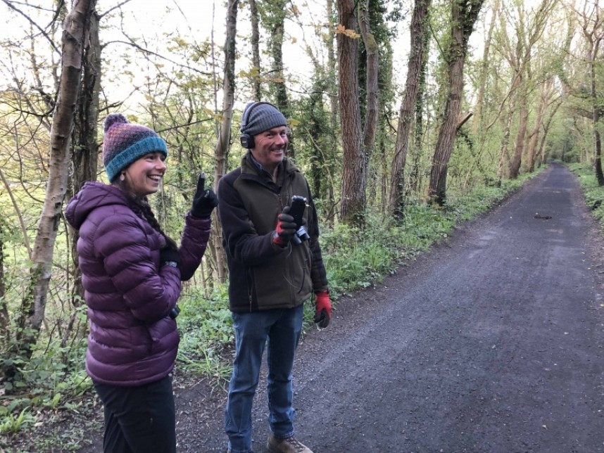  Experiencing the magic of birdsong on the recent NT & YCN event © Richard Baines