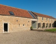 Folly Gill - Stylish Stays