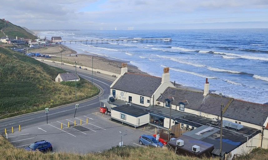  Looking north to Saltburn beach and pier © Richard Baines